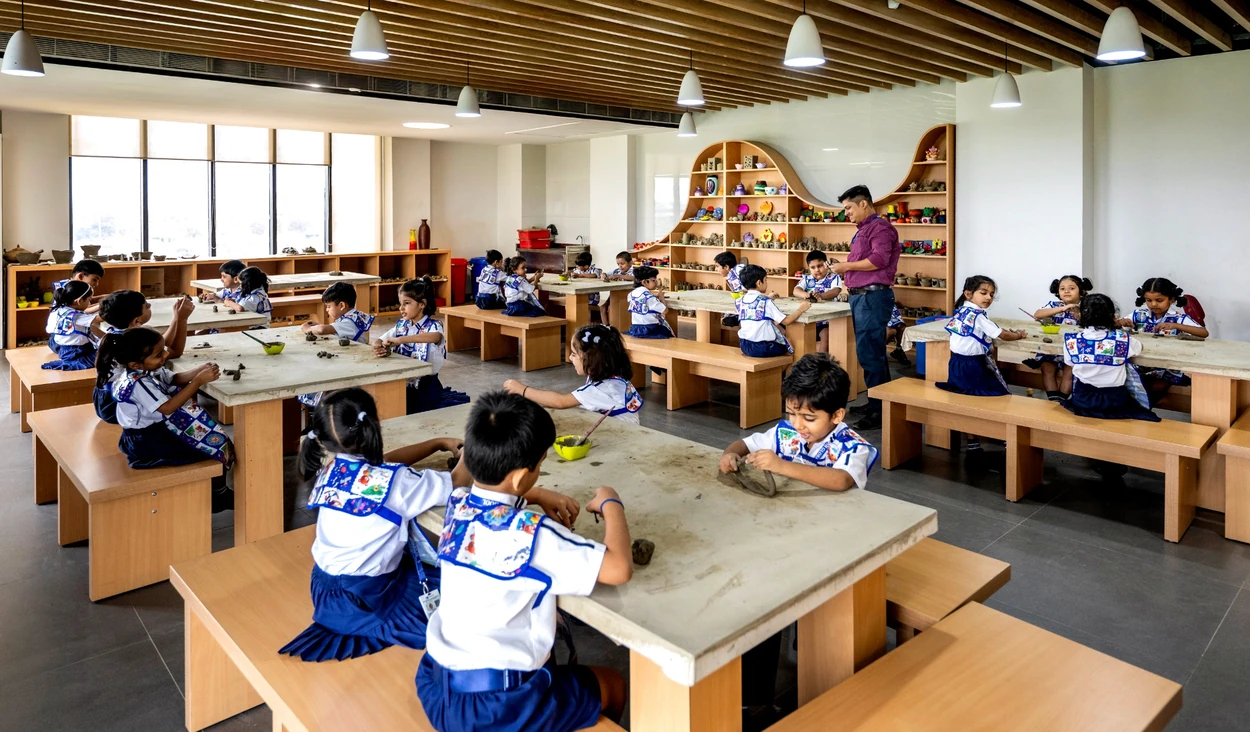 pottery-studio-ceramic-art-sparsh-global-school